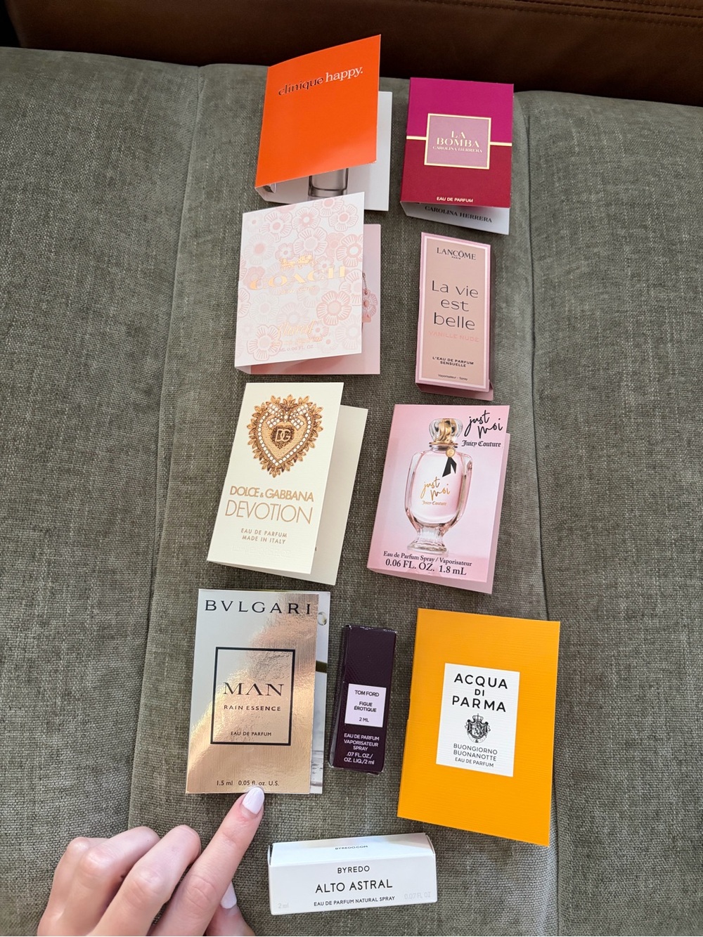 Assorted Designer Fragrance Sample Cards - Mixed Colors